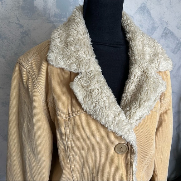 Vintage 90s Y2K Aeropostale Corduroy Faux Fur Lined Penny Coat Size Medium - Picture 4 of 5